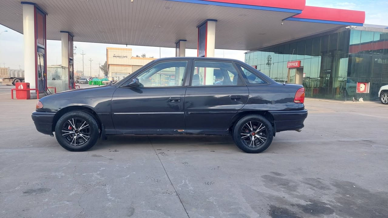 ئؤبل ئسترا مؤديل1995
ئارم پلاستیک سلێمانی سنەوی لەگەلە
كارەبایات هەمووی مەزبوتە
زۆرباکە یەک دینار مەسروفی نیە
گێرو مەکینە بەشەرت 
لێدران هیچی نیە
سبوغ عامە لوجەمالی
سحر ٢٧$
رةقم
***********
***********
حنوان اربیل
