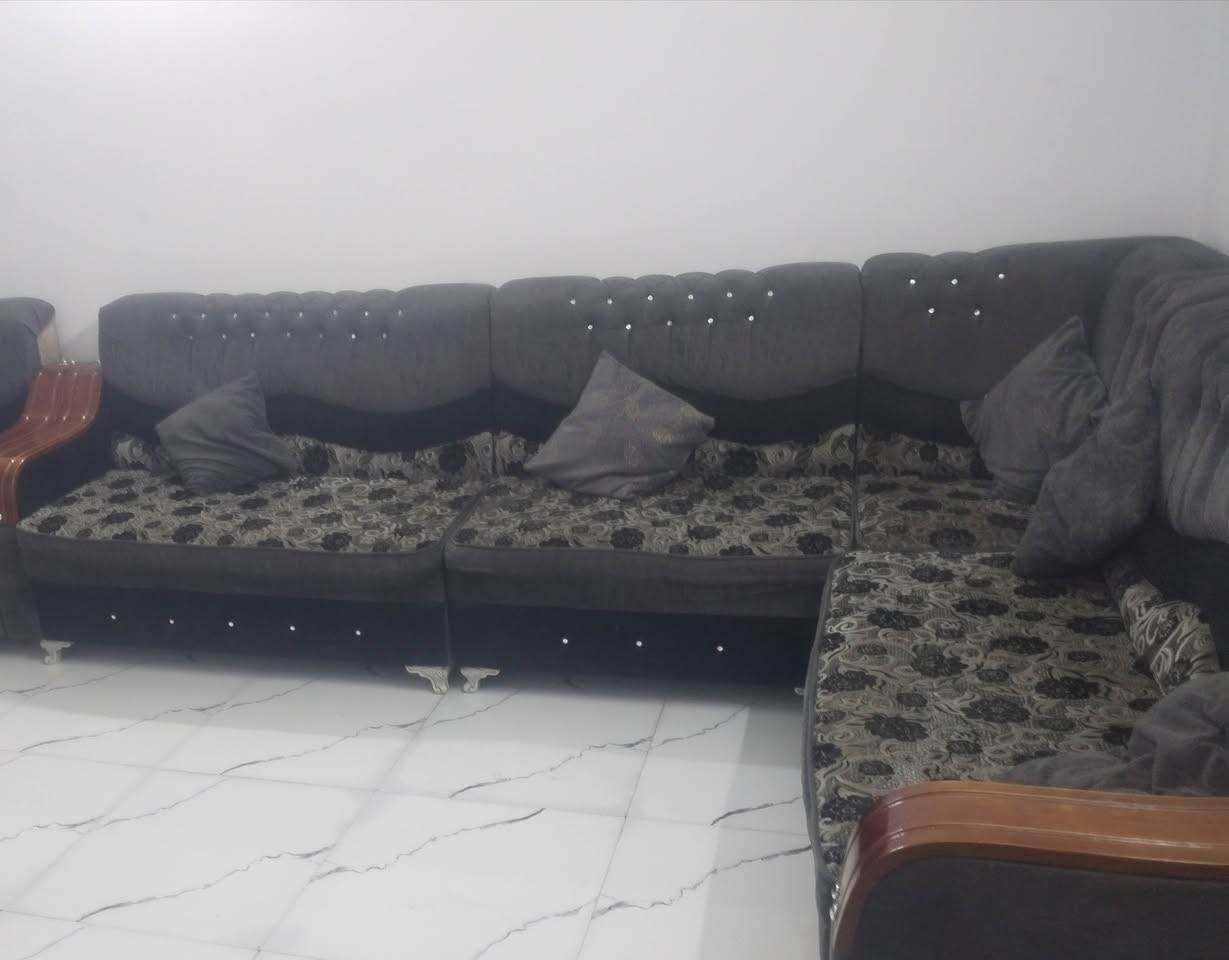 ديوان 10مقاعد للبيع سعره 175وبي مجال


**إذا كنت صاحب هذا الإعلان وتريد حذفه لأي سبب، رجاءا أرسل رسالة إلى الدعم الفني**