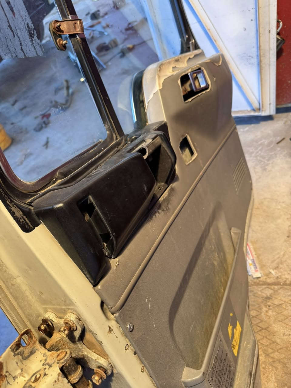 بيبان طيره بلاد صبغ الشركه فختي رقم ***********ميسان علي الغربي
