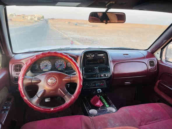 نيسان  2007  دوبةي براوة 
ناوسوربةخ دةبل گچ جام كارةباي 
کۆنترۆڵ
چوارتايةي لوك لوك گيرو مةكينةو تةقةو رةقةي بةشةرت  بي دةعمو ليدران مالي دوست
نرخي    62وةرةقة
ژم   ***********
كورةك  ***********
