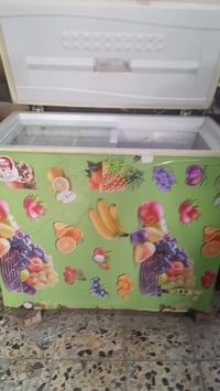 ثلاجة • للبيع