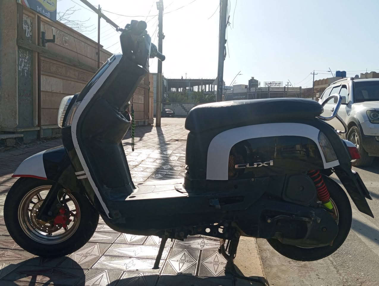 السلام عليكم دراجه للبيع ماكس بوليس الدراجه حلوه او نضيفه الدراجه مفتوحه بوشه55 الدراجه سلف هندر عوزه بس باتري السعر 700 او بيه مجال مكاني ناصريه سوك الشيوخ التصال عل رقم ***********
