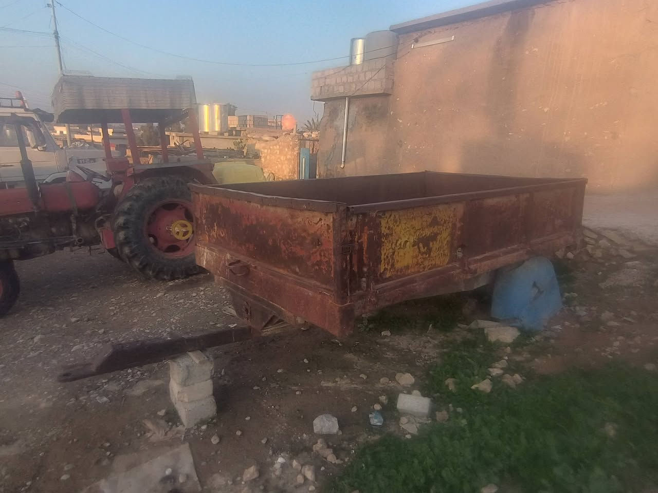 للبيع عربانة سكندرية جنوب الموصل رقم الهاتف.(***********)
