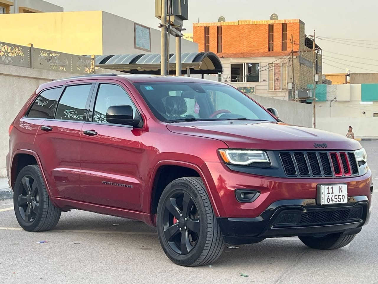 السلام عليكم شلونكم شباب 

 Jeep Grand Cherokee: 2015

-------------------------------------
#السعر :225$ وبيه مجال بسيط
‏
#رقم الهاتف : ***********

#رقم السيارة : بغداد إنكليزي 

#مكان السيارة : العماره  
-------------------------------------

السلام عليكم 
للبيع  Jeep Grand Cherokee موديل 2015 
وارد أمركي ضررها جدا بسيط صور الضرر مرفق بل منشور 
السيارة بيها قطعتين صبغ جاملغ امامي الايسر و بنيد بيها بارد بسيط بلباب الخلف السائق والجاملغ بدون خدوش موضح
والباقي كفاله عامه 
السيارة مسويلها سيرفس كامل قبل فتره صدر كامل تايرات تخم جديد  منضومة الماء بل كامل  
برمجه الشاشات نضام SRT  السيارة عزمها جدا حلو شرط احلى من الصور
ومواصفات السيارة معروفة بدون ذكر
السياره متعوب عليها كامله مكمله 

هزه وسنويه وأرقام جديد بأسمي 

سيارة بدون اي نقص واحلة من صورة شرط التحويل ❤️‍🔥

-------------------------------------
