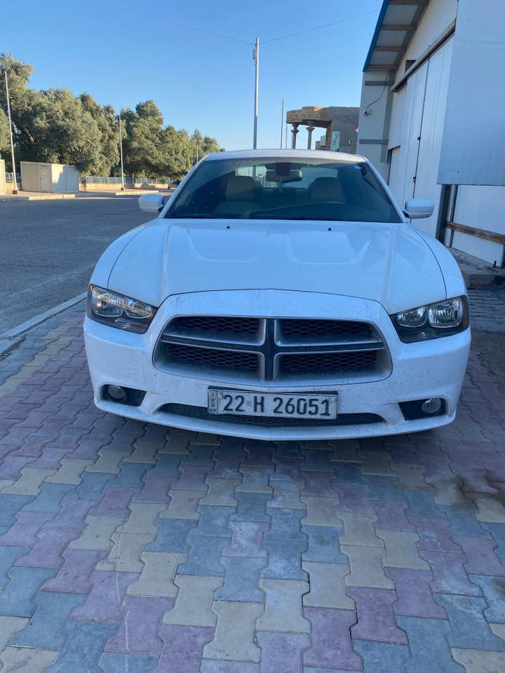 2013 كندي فقط باب السايق مبدل قطعه وحده والباقي كفاله السعر 165 للاستفسار ***********
