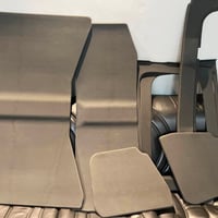 عازل قمارة اصلي اصلي وكالة سعر 300$  شباك اصلي وكالة 100$  07706377099