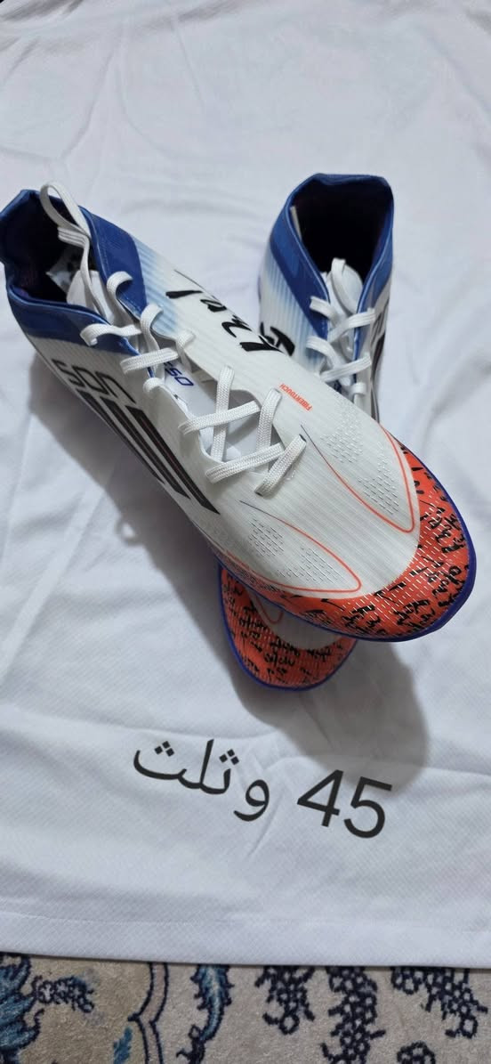 السلام عليكم
احذيه محبب نايك اصلي 

يوجد توصيل لجميع المحافظات 

30 مع التوصيل 

***********
