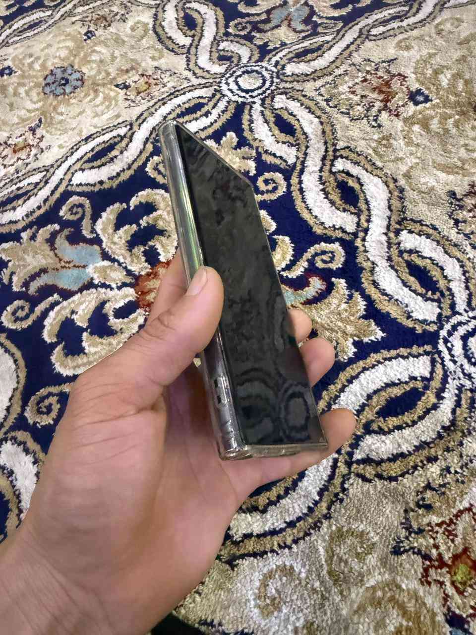 سامسونك اس 23 الترا شرق اوسط  ذاكره 256 رام 12 لون اسود  جهاز جديد مكفول ما مفتوح  بس الكارتونه  احتركت  ويه  الغراض الله يكفيكم الشر  (السعر 750  او مراوس  ب24 وانطي  فرق  مكاني نجف النداء  ***********
