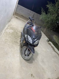 قيم واخذ مستعجل على بيعه 07724124254 بس واتساب