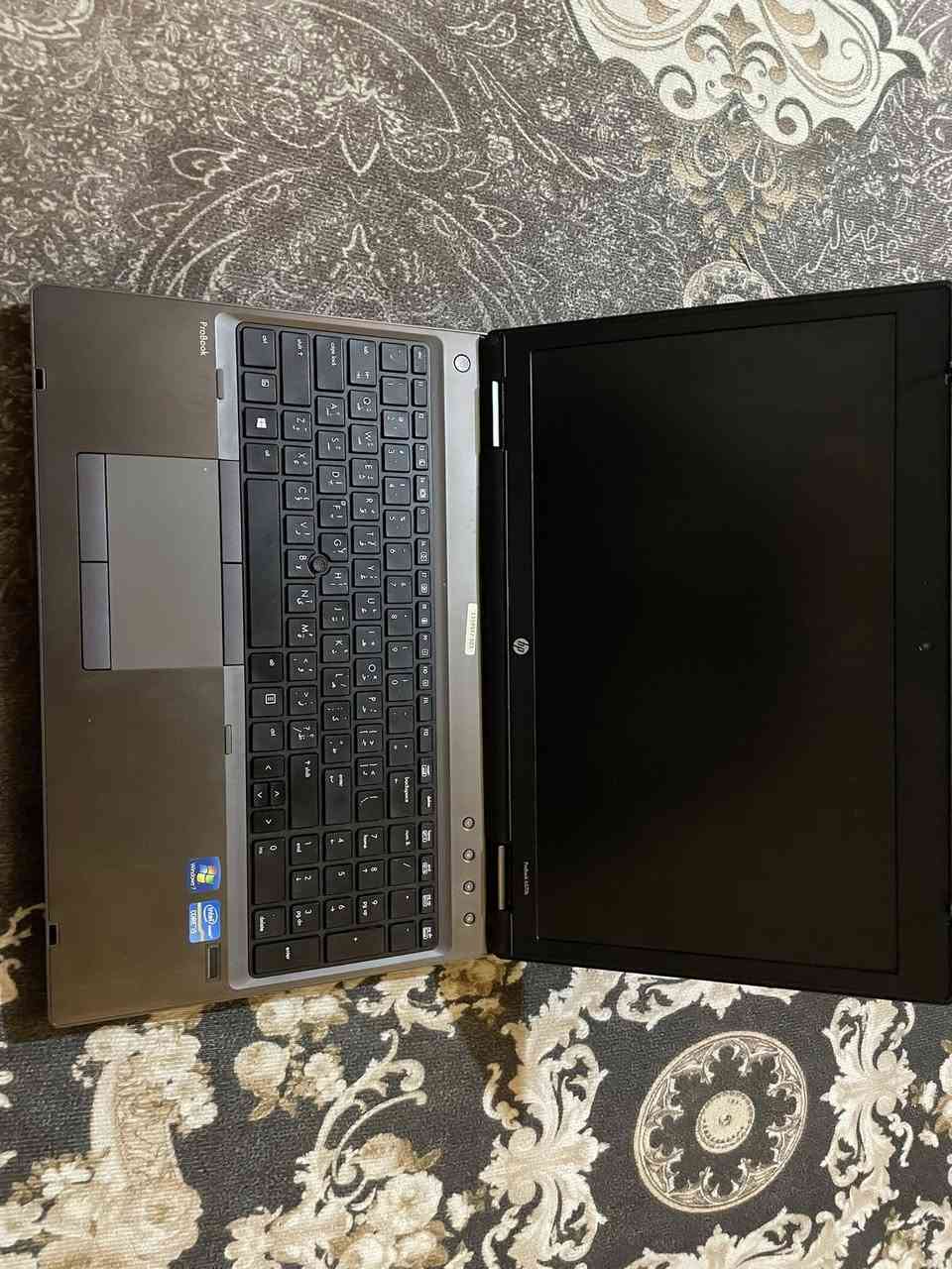 � لابتوب HP ProBook 6570b للبيع

لابتوب عملي ومتين، مناسب للدراسة، العمل المكتبي، والتصفح.

المواصفات:

 • 🔹 المعالج: Intel Core i5-3230M بسرعة 2.60GHz
 • 🔹 الذاكرة (RAM): 8 جيجابايت DDR3
 • 🔹 كرت الشاشة: Intel HD Graphics 4000
 • 🔹 التخزين: هارد HDD سعة 466 جيجابايت (Toshiba)
 • 🔹 النظام: Windows 64-bit
 • 🔹 الموديل: HP ProBook 6570b

الحالة:
الجهاز شغال تمام، مناسب للاستخدام اليومي، برامج أوفيس، إنترنت، مشاهدة، ودراسة.

📍مكاني بغداد الشعب شارع الصحة

💰 السعر: 115 وبي مجال
📞 للتواصل: (***********)
