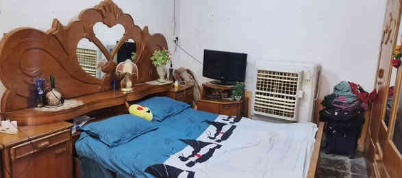 السلام عليكم غرفه صاج تسكام درجه اولئ وجه وكفه صاج ام ٦ ابواب طابقين مكانه الديوانيه *********** ابو امير
