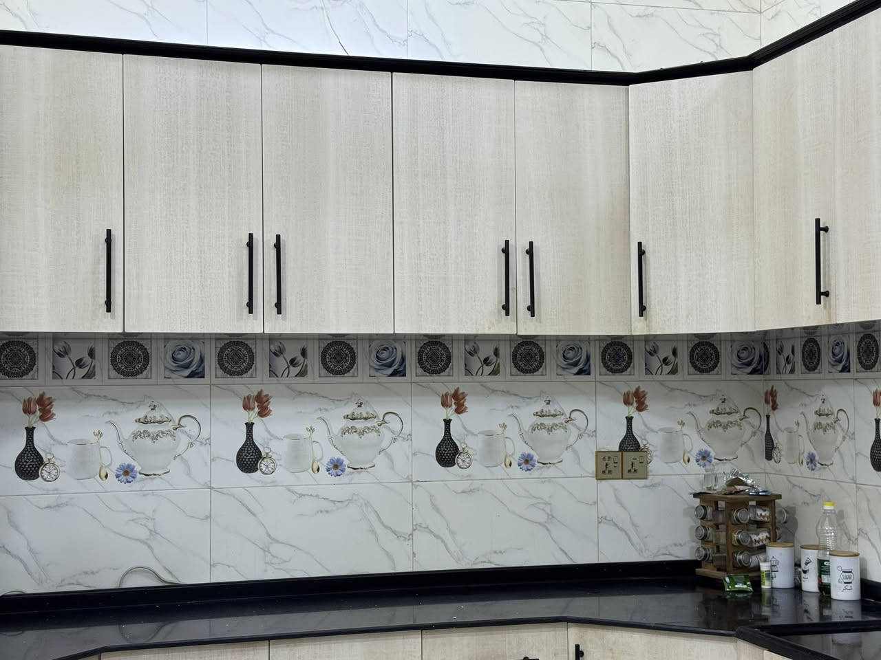 غراض استعمال قليل بسبب النقل تخم كاونتر وثلاجه صغيره


**إذا كنت صاحب هذا الإعلان وتريد حذفه لأي سبب، رجاءا أرسل رسالة إلى الدعم الفني**