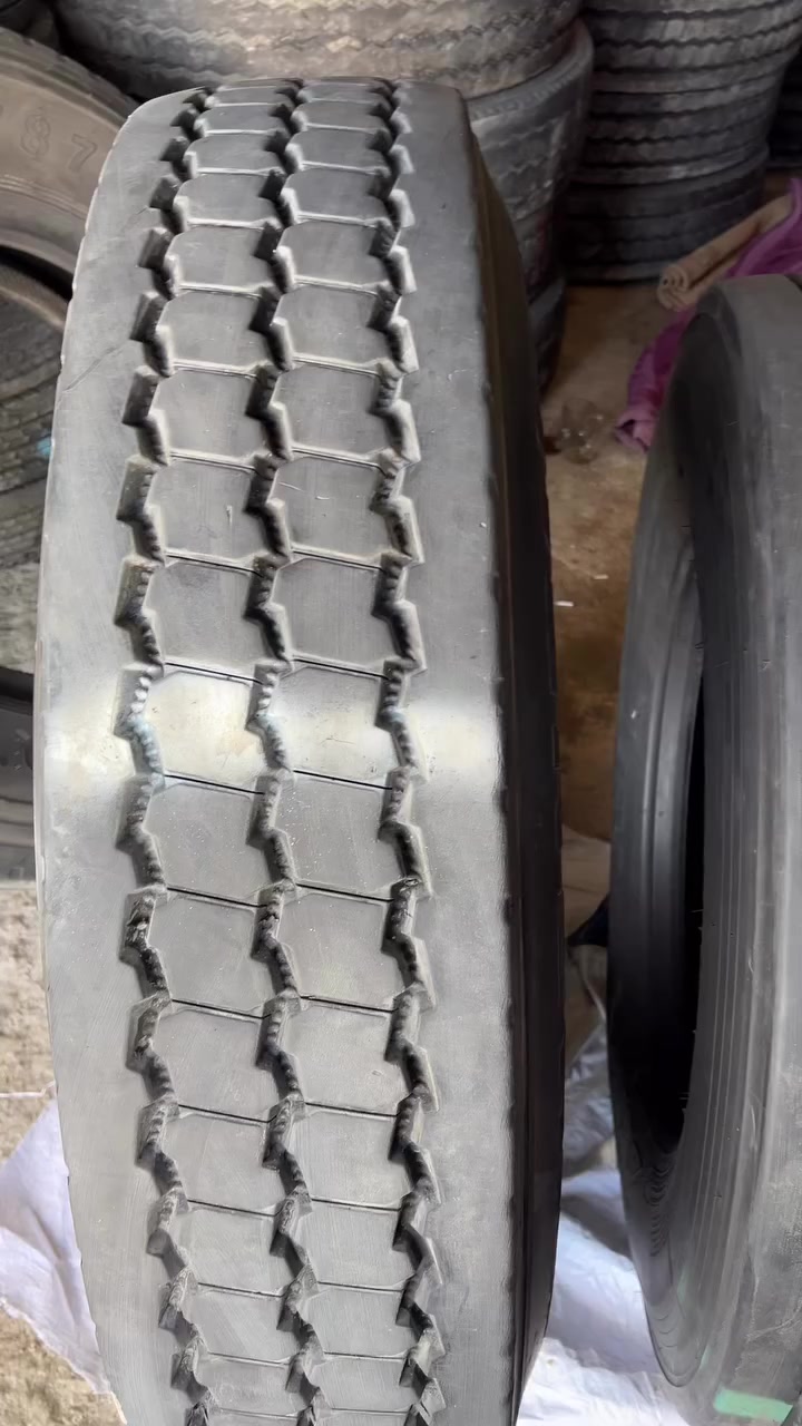 الهم صلي علئ محمد وآل محمد تم وصول وجبه جديده اطارات ياباني شرط نضافه بسعار مناسبه لاستفسار ***********
