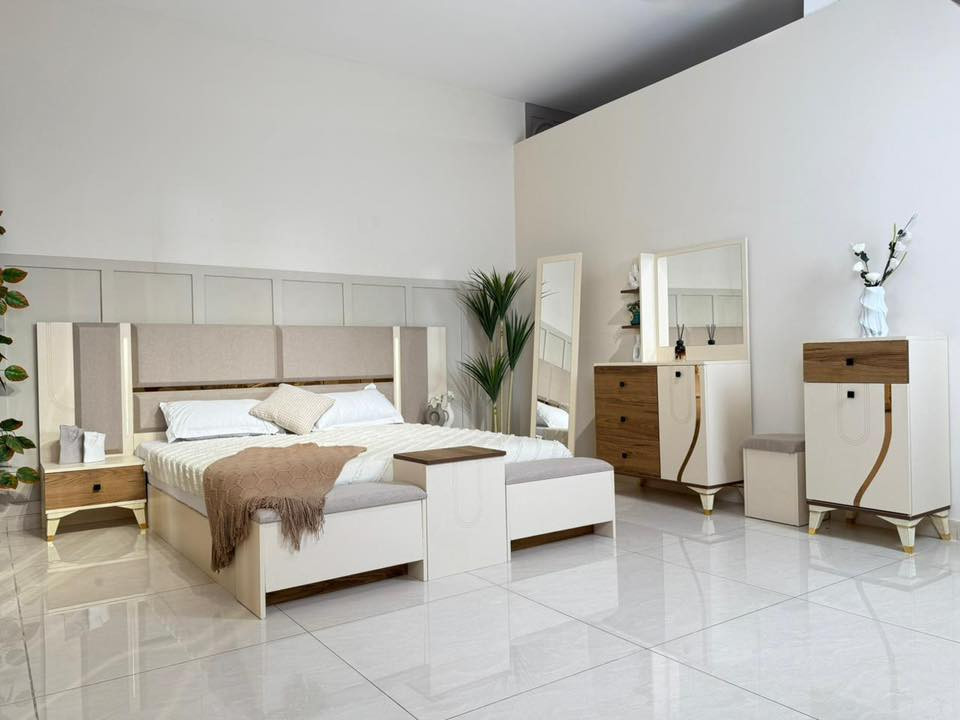 بيت الأحلام صار أسهل.. كل شي تحتاجه بمكان واحد! 🏠
لأننا نعرف إن تجهيز البيت يحتاج وقت وجهد، اختصرنا عليك المشوار وجلبنا لك أرقى الموديلات وأحدث التقنيات تحت سقف واحد. 🌟
✨ ماذا تجد لدينا؟
• 🛏️ غرف نوم ملكية: موديلات حديثة (Modern) وكلاسيكية تجمع بين الراحة والمتانة.. للنوم اللي تستحقه بعد يوم طويل.
• 📺 أجهزة منزلية بكل أنواعها: (شاشات 4K، ثلاجات، غسالات، طباخات) من أفضل المناشئ العالمية وبضمان حقيقي.
• 📱 عالم الموبايلات: أحدث الإصدارات من (iPhone, Samsung, Xiaomi) وغيرها، مع كافة الملحقات والإكسسوارات الأصلية.
• 🏠 كل ما يحتاجه البيت: من أدوات مطبخ وتفاصيل صغيرة تجعل حياتك أسهل وأجمل
📍 موقعنا: [سده الهندية ]
📞 للحجز والاستفسار: [***********]
💬 أو راسلنا مباشرة عبر رسائل الصفحة (الدايركت).
🚚 يوجد لدينا خدمة توصيل سريعة لجميع المناطق!
