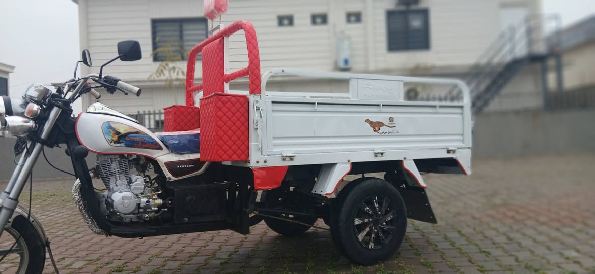 السلام عليكم ستوته للبيع اي  عيب ما بيه كهربائيات شغاله  ركبه شرط محرك شرط موديل2021 السعر مليون و 300 وبي مجال بسيط عنواني كركوك  اخوان عالخاص ما اجاوب .وهذا رقمي***********
