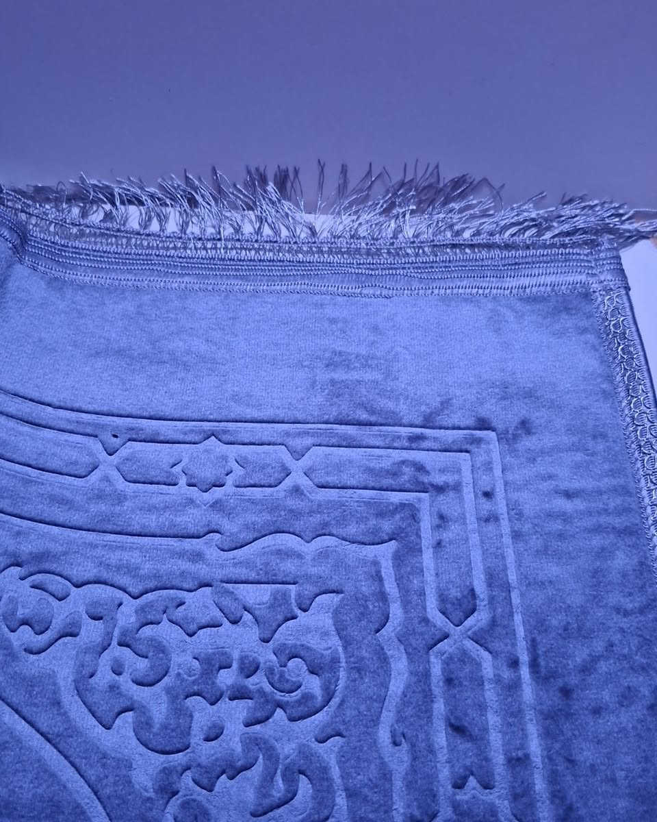 لكثرة الطلب تم تكرار سجادات الصلاة الثقيلة 
مع الطبع الحراري الثابت حسب الطلب 
ديالى / المقدادية / ***********
