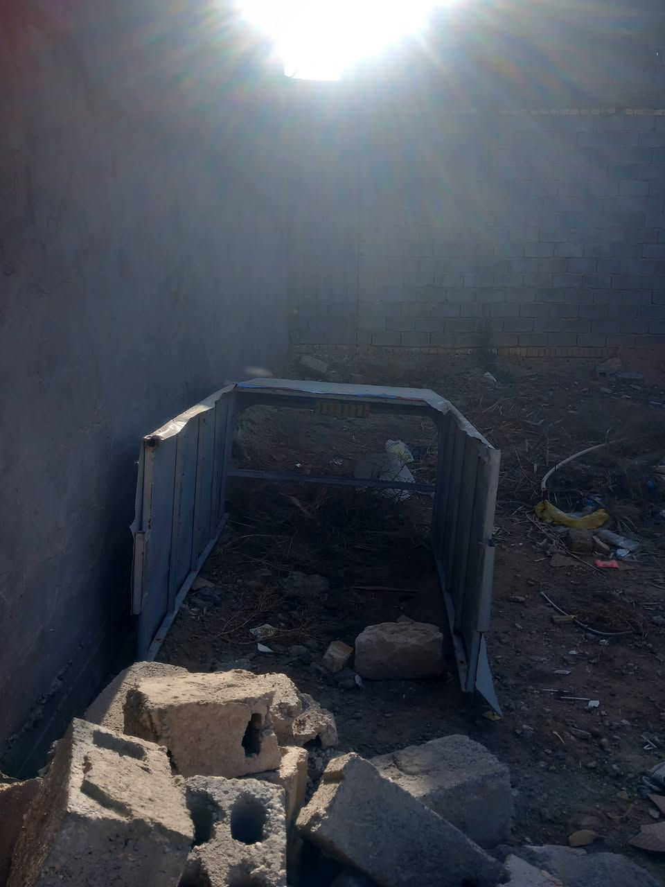 محجر ستوته للبيع حديد تزكام السعر ٥٠ ***********
