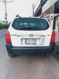 توسان • ٢٠٠٩ • اوتو