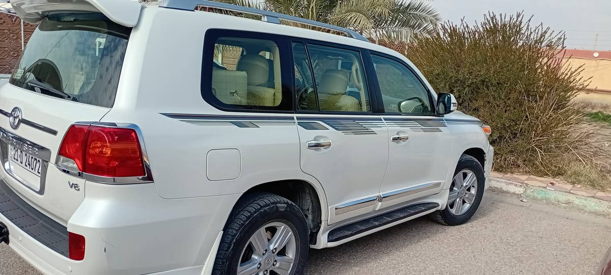 من رخصه الادمن الاندكروز ٢٠١٤ بريم مكفوله من الصبغ السونار مرفق بالصور مكينه وكير وحداديه مكفولات تخم تاير رقم سليمانيه انكليزي السعر ٤٢٠ وبيها مجال الشراي خاص او *********** بابل / المسيب
