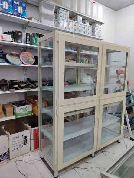 عمل عارضه حلويات(جام خانه) 
مستعدون لعمل جميع الرفوف بجميع القياسات HDF والالمنيوم 
لجميع المحلات سارع واحجز قياسك 
التواصل ***********
