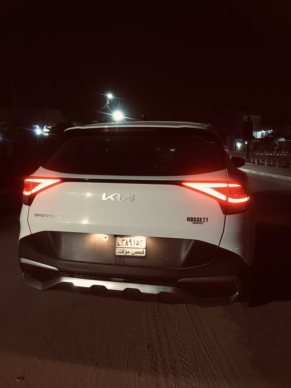 سبوتج ٢٠٢٣
حادث بنيد ونص لباب فقط
بدون رقم 
المواصفات 
شاشه متصل 
كسنات جلد 
تحكم ستيرن 
مثبت سرعه
قطعتين تبريد 
بصمه تشغيل 
بصمه ابواب 
تشغيل عن بعد 
كامره خلفيه
حساس امامي 
نقطه عمياء 
السعر ١٩٥ وبيه مجال 
المكان حله مركز 
رقم الهاتف ***********/***********
