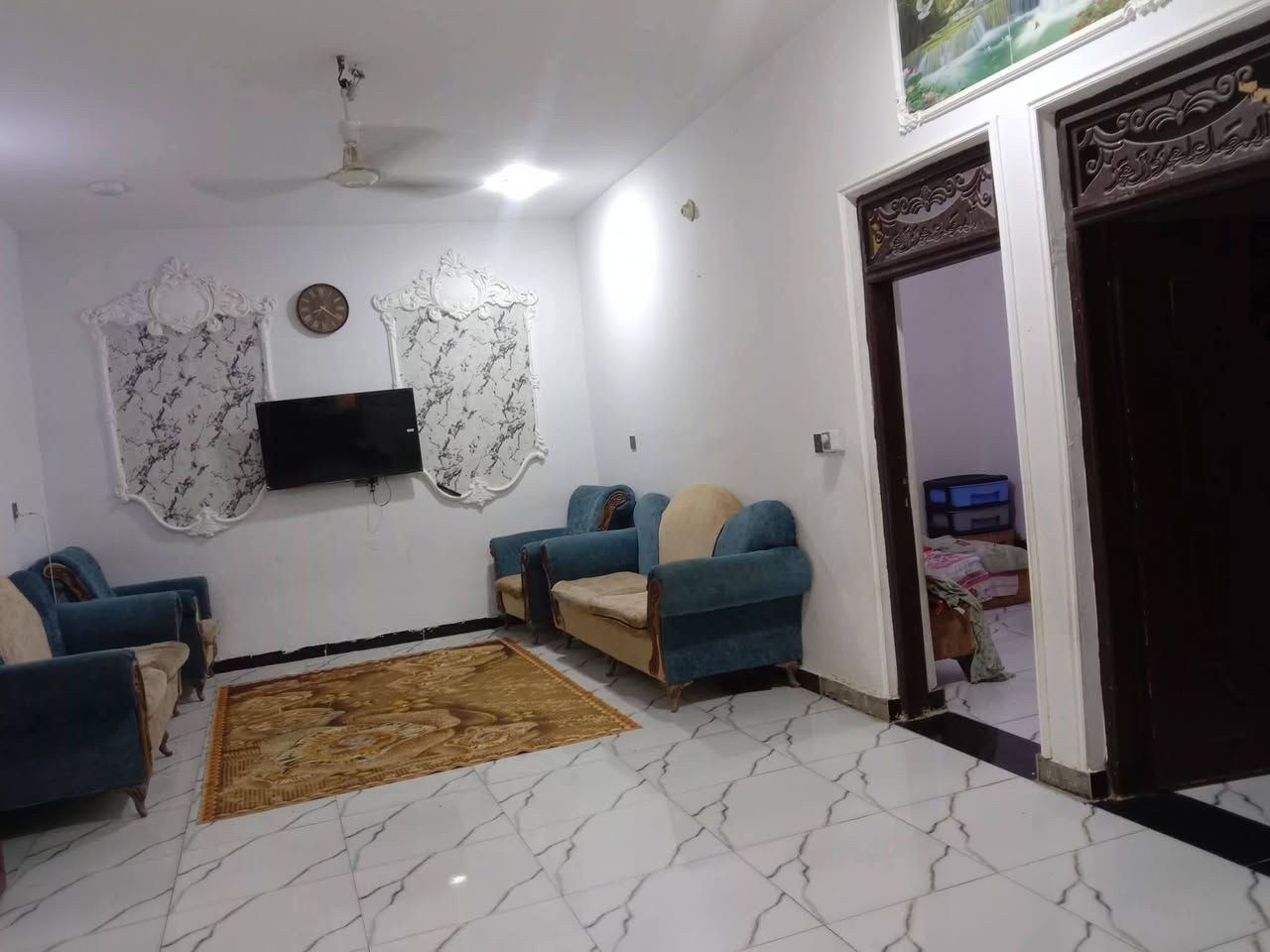 بسبب الوعود الكاذبة اعيد النشر دار زراعي للبيع ٢٠٠ م خلف حسينيه سفينة النجاة طريق الجامعه طريق الزائرينن
يحتوي على

استقبال.٦×٤

صاله ٩×٤

مطبخ ٤×٤

غرفتين

صحيات خارجيه وداخليه وطارمه ومنور ع عرض البيت

البناء حديث

للاستفسار الاتصال على الرقم ***********
