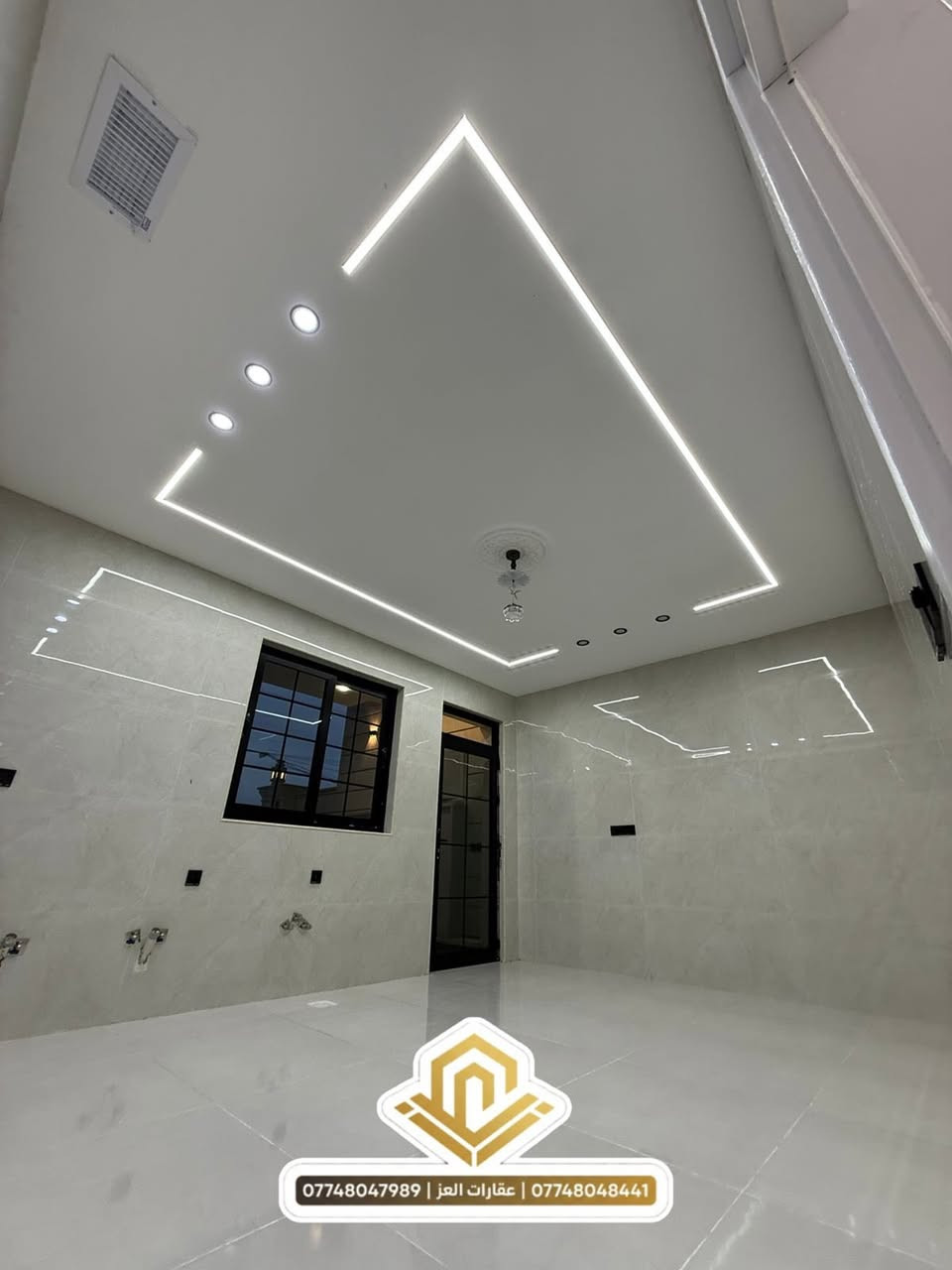 للبيع  دار  في تكريت - حي التوحيد
جديد شارع 30 على حديقة 
- المساحة : 200  م   واجهه 10
 •التفاصيل: 
 - 4 غرف نوم كبار
 - صالة  - استقبال 
 - مطبخ - 3 صحيات 
- السعر 210 مليون
- ⁠  - تتوفر عروض عقارية اخرى 

للتواصل: *********** - ***********

#قطع_اراض #مكتب_العز #عقارات_للبيع #عقارات #بيجي #تكريت_البلاج #عقارات_العز #عقارات_تكريت #تكريت
