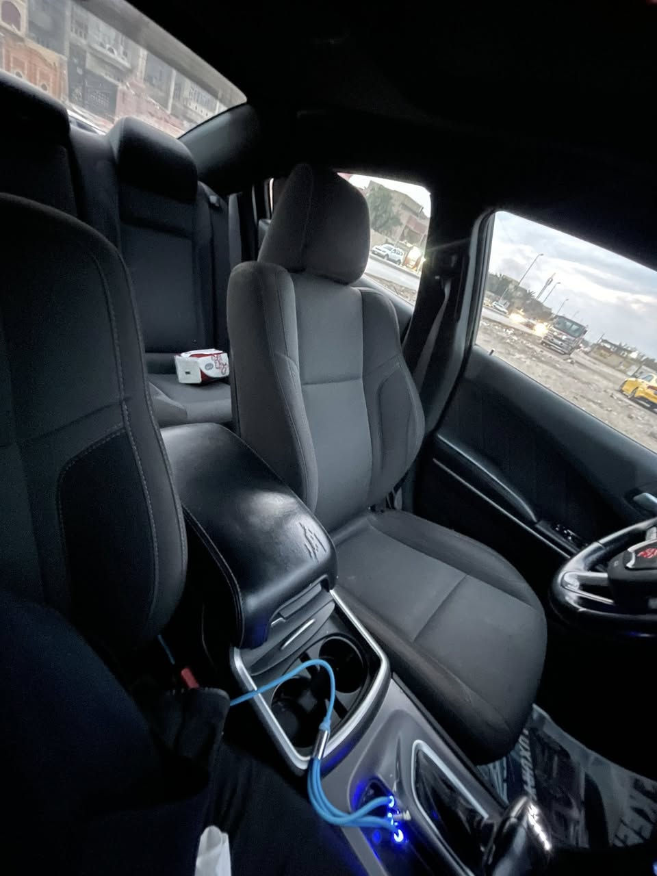 السلام عليكم جارجر لبيع موديل 219السياره امريكي بدون حادث لون برتقالي المكان السياره بغداد ***********
