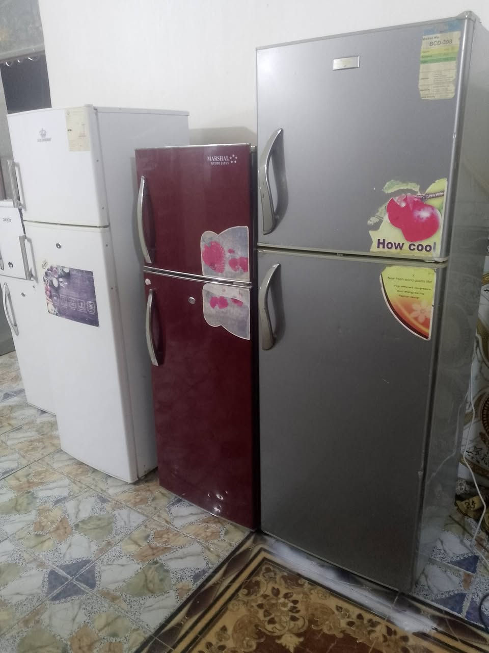 ثلاجات  البيع نضأفه خير من الله على افحص والضمان الشراي خاص او التصال على مكاني النهروان ***********
