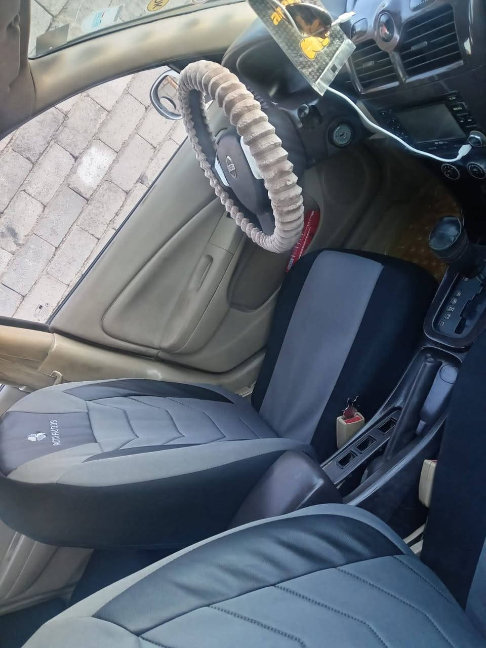 سلام عليكم للبيع سني وارد كوري محرك 1600كير ومحرك مكفول رقم بغداد  موديل 10صدر امامي  جديد مكان سياره فلوجه *********** ***********
