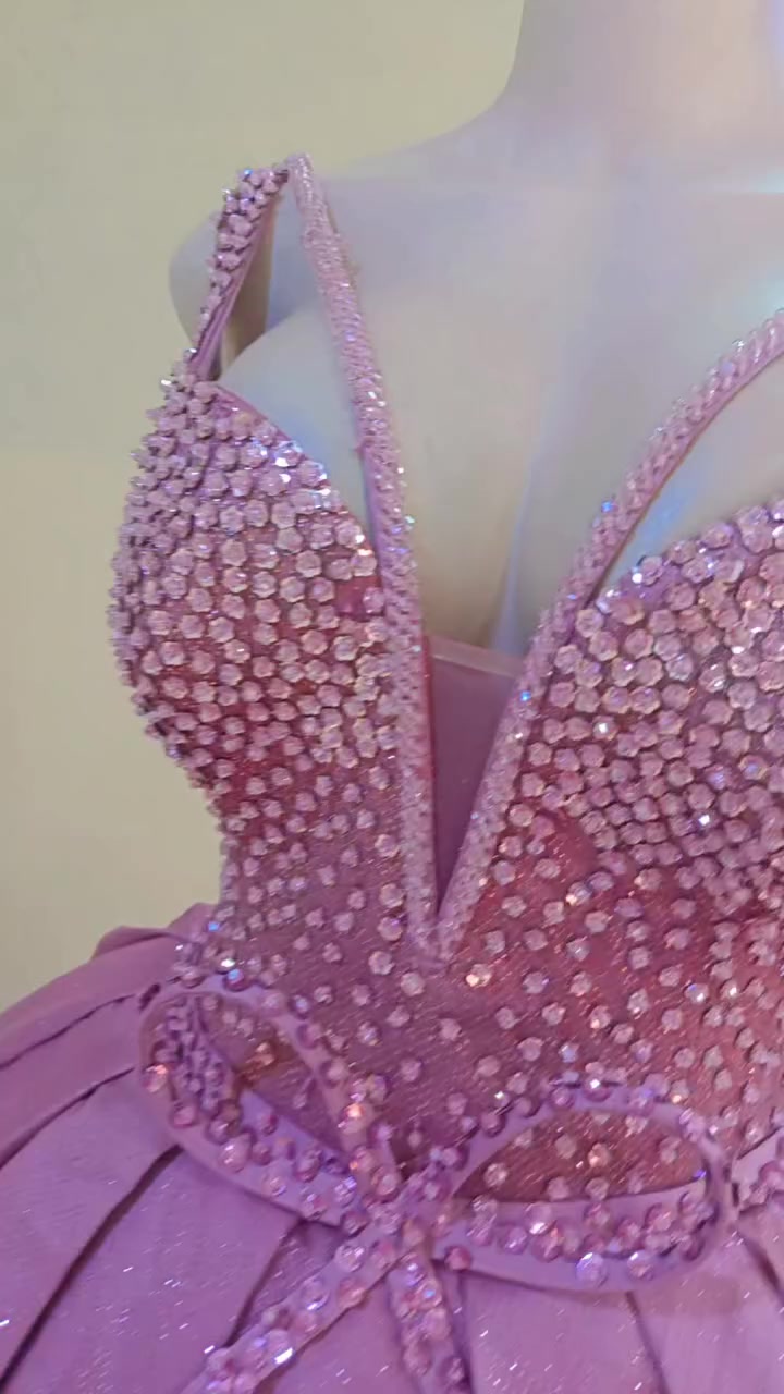 السلام عليكم بدلات للبيع اللون على ٥٠ القطعه


**إذا كنت صاحب هذا الإعلان وتريد حذفه لأي سبب، رجاءا أرسل رسالة إلى الدعم الفني**