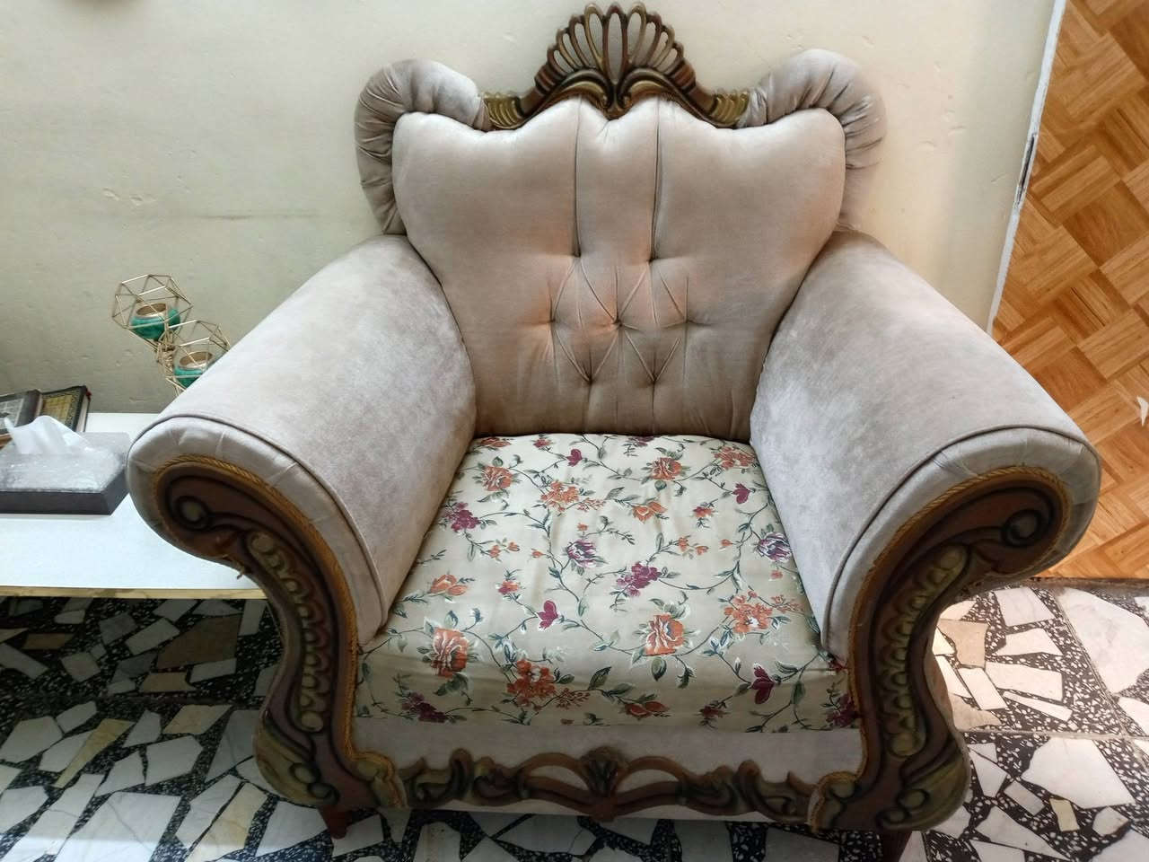 عشر مقاعد سعره ٢٥٠ وبي مجال مكان حي التراث كسر بالرجل


**إذا كنت صاحب هذا الإعلان وتريد حذفه لأي سبب، رجاءا أرسل رسالة إلى الدعم الفني**