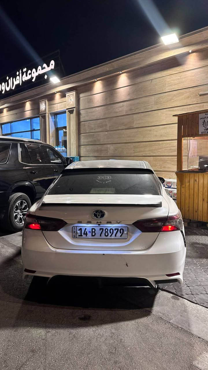 سلام عليكم 
كامري موديل 2023 معلاية هايبرد وبانزين 
بأسمي تحويل اكفل گير ومكينة وبطارية 
مصبوغة عام مابيها نواقص السعر ١٢٠ 
مكلف بلنشر 
*********** البصرة, العراق
