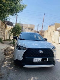 كورلا كروز 2024 مكفولة من الصبغ والبارد والتبديل ماشية 22 فتحة قطعتين ...
