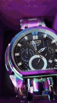 ساعه سويسري ٢٠٠ متر غطس بيه بوصله نظامين ٢٤ ساعه او ١٢ ساعه ٨٠ بيه *********** مجال سعره غاليه كلش ٢٤٥ يوره
