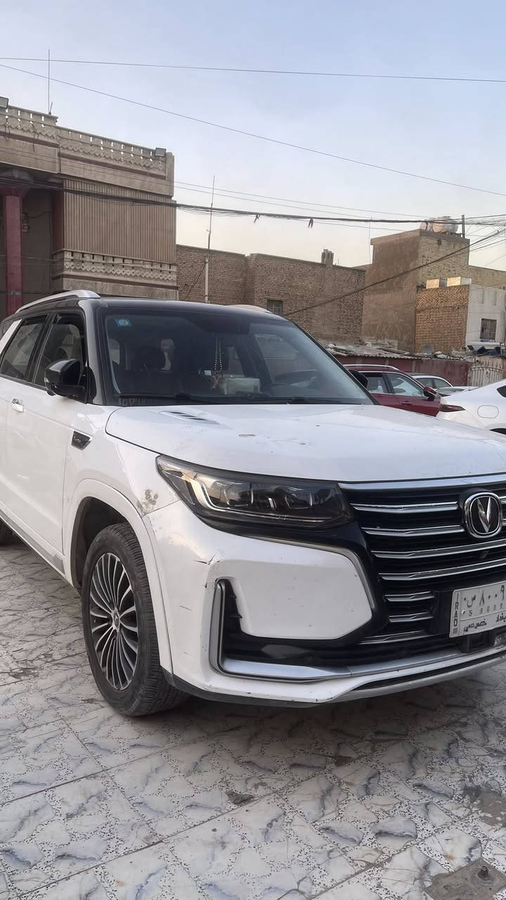 السلام عليكم
شانجان CS 95s
2023
ماشية 50 الف 
بيها طخات واضحة بالصور 
سعرها الكلي ٥٤ مليون واصل ٤٦ مليون باقي ٨ 
سعرها ٢٣ مليون والـ٨ الباقية آنــت تدفعها 
***********
