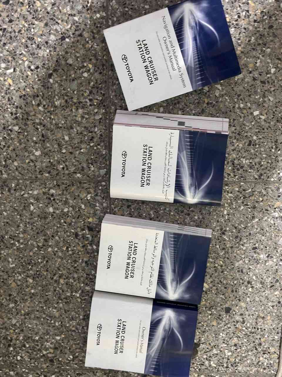 السلام عليكم ورحمة الله وبركاته 

للبيع 

١- كاعيات لاندكروزر ٢٠٢٤ والنظافة كدامك هية تسولف

٢- طفاية لاندكروزر ٢٠٢٤ 

٣- سماعات لاندكروزر 

٤- كتلوجات لاندكروزر ٢٠٢٤ 

اللهم صل وسلم على محمد وال محمد


**إذا كنت صاحب هذا الإعلان وتريد حذفه لأي سبب، رجاءا أرسل رسالة إلى الدعم الفني**