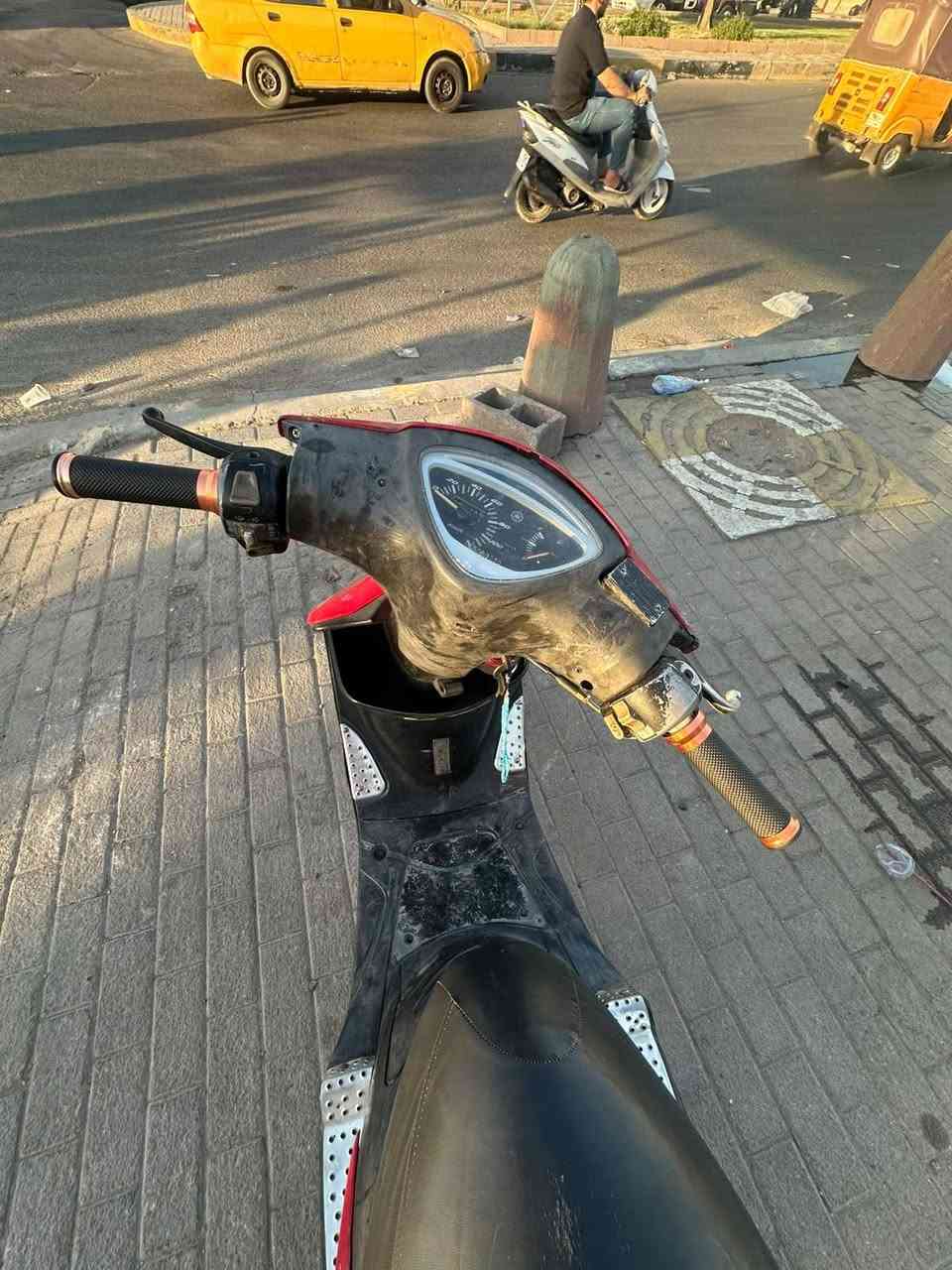 سلام عليكم ماكس عدله للبيع دراجه مكفوله كفاله عامه سعر 600وبيه مجال مكان بغداد رقم ***********
