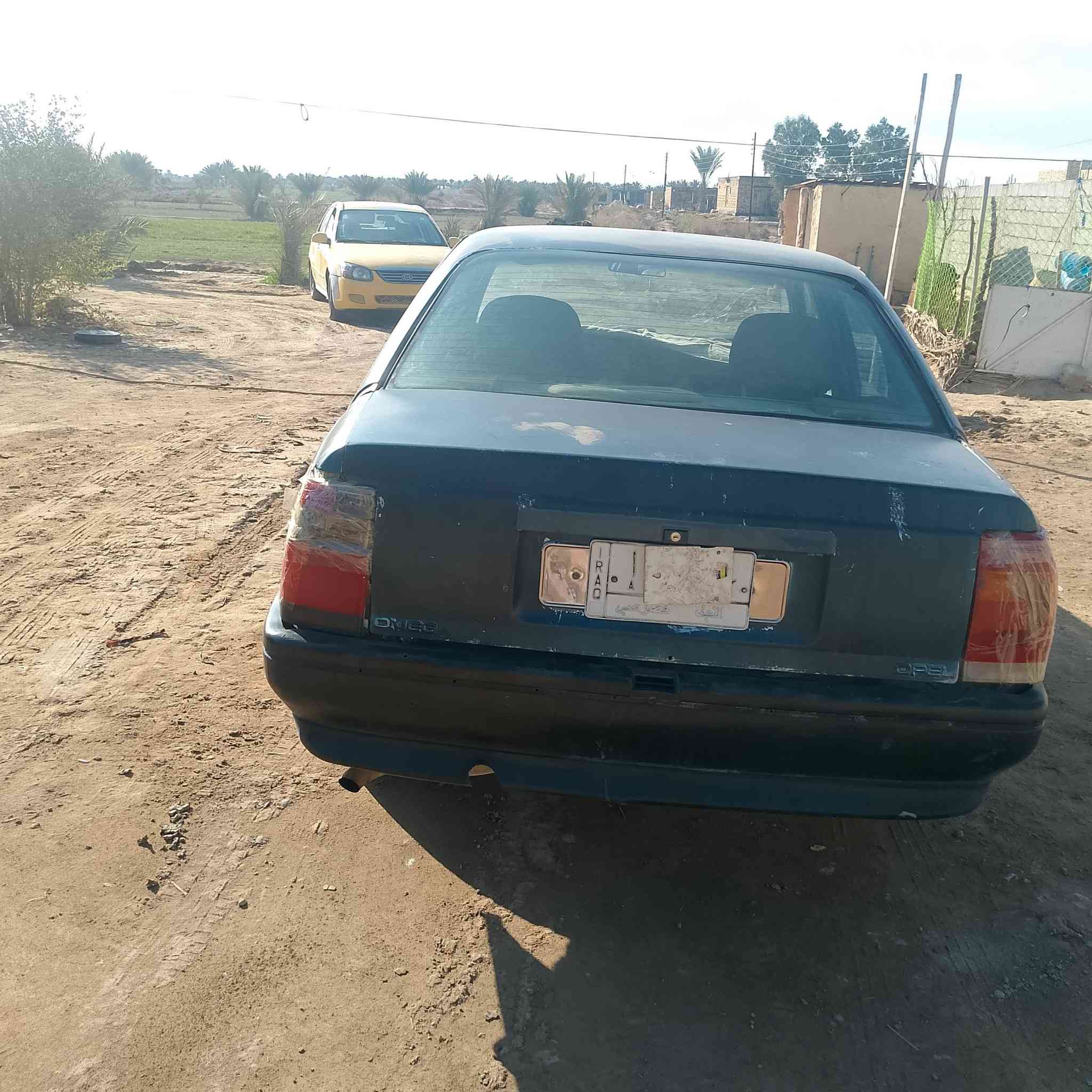 سلام عليكم من رخصة الادمن أوبل اوميكا رقم نجف محرك 2000 السعر 25 وبيها مجال للطيبين  الاستفسار على الرقم التالي ***********
