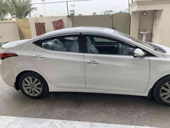 سلام عليكم الانتره ٢٠١٥ للبيع مكفوله فقط بارد بل باب الخلفي ماشيه ٢١٠ السعر ١٣٥ وبيه مجال ***********
