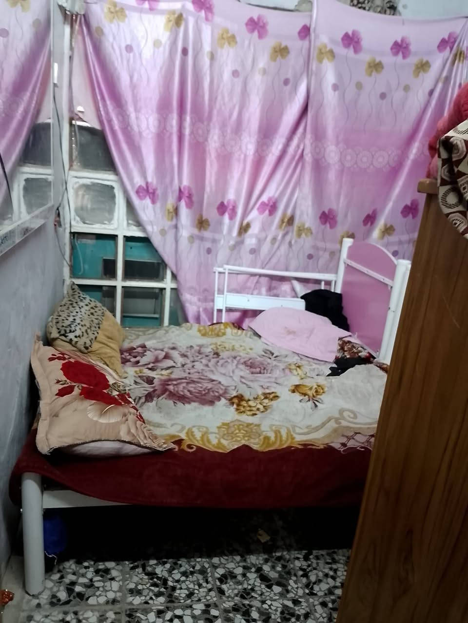 بيت للبيع المساحة 65 متر اساس كونكريت والسقف عگادة البناء بلوك البيت نظيف وجاهز للسكن يحتوي البيت على غرفة كبيرة وغرفة صغيرة وصالة ومطبخ ومنور وصحيات البيت طابو زراعي سند 25 قرار محكمة الموقع كوفة سهلة نهاية شارع هاني بن عروة السعر 20 مليون للأستفسار واتساب ***********
مكتب الموسوي للوسائط العقارية مستعدون لأستقبال عروضكم التجارية والزراعية والسكنية بيع وشراء رهان ايجار 
بيت للبيع المساحة 65 متر اساس كونكريت والسقف عگادة البناء بلوك البيت نظيف وجاهز للسكن يحتوي البيت على غرفة كبيرة وغرفة صغيرة وصالة ومطبخ ومنور وصحيات البيت طابو زراعي سند 25 قرار محكمة الموقع كوفة سهلة نهاية شارع هاني بن عروة السعر 20 مليون للأستفسار واتساب ***********
