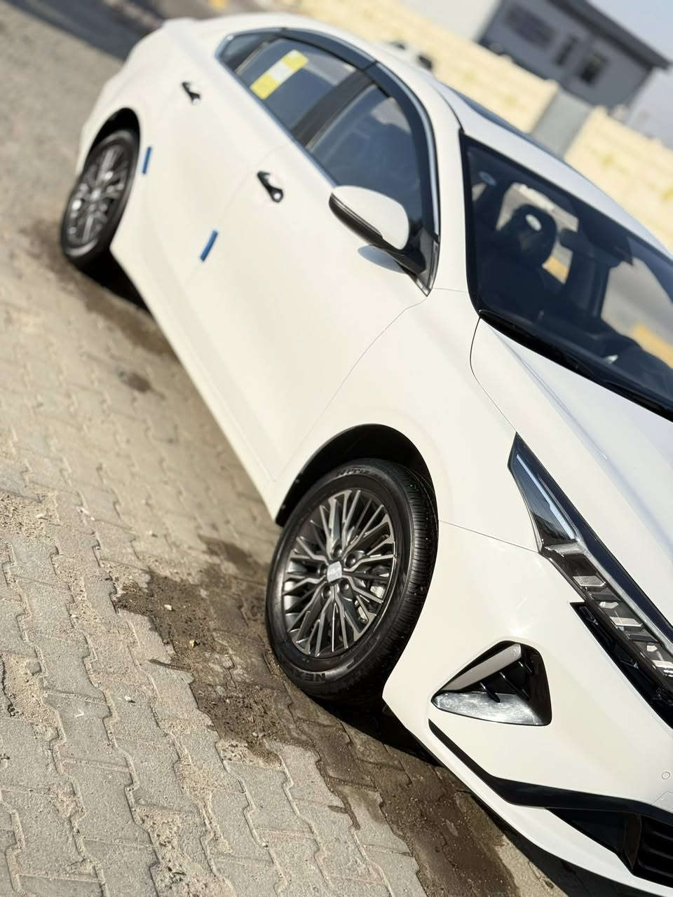 سلام عليكم K3البيع
كفاله عامه من شخط  

ماشيه 20الف

   

مكني البصره 

                             سياره جديده أحلى من الصور

سعر 144

***********
