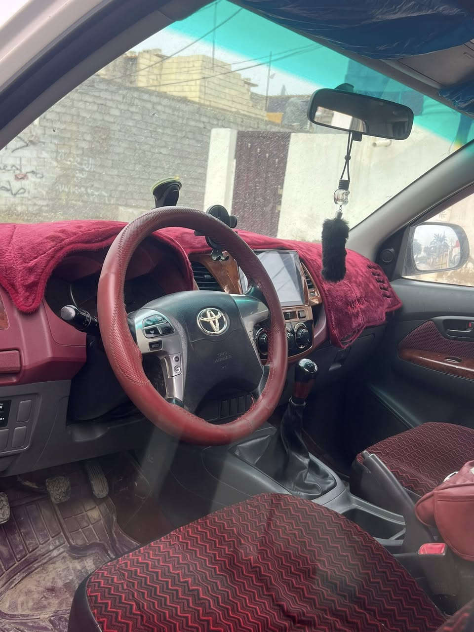 ‏ سلام عليكم هايلوكس موديل 14 كويتي شاص 19 السعر 165 وبها مجال قليل المكان ديالى بعقوبة***********
