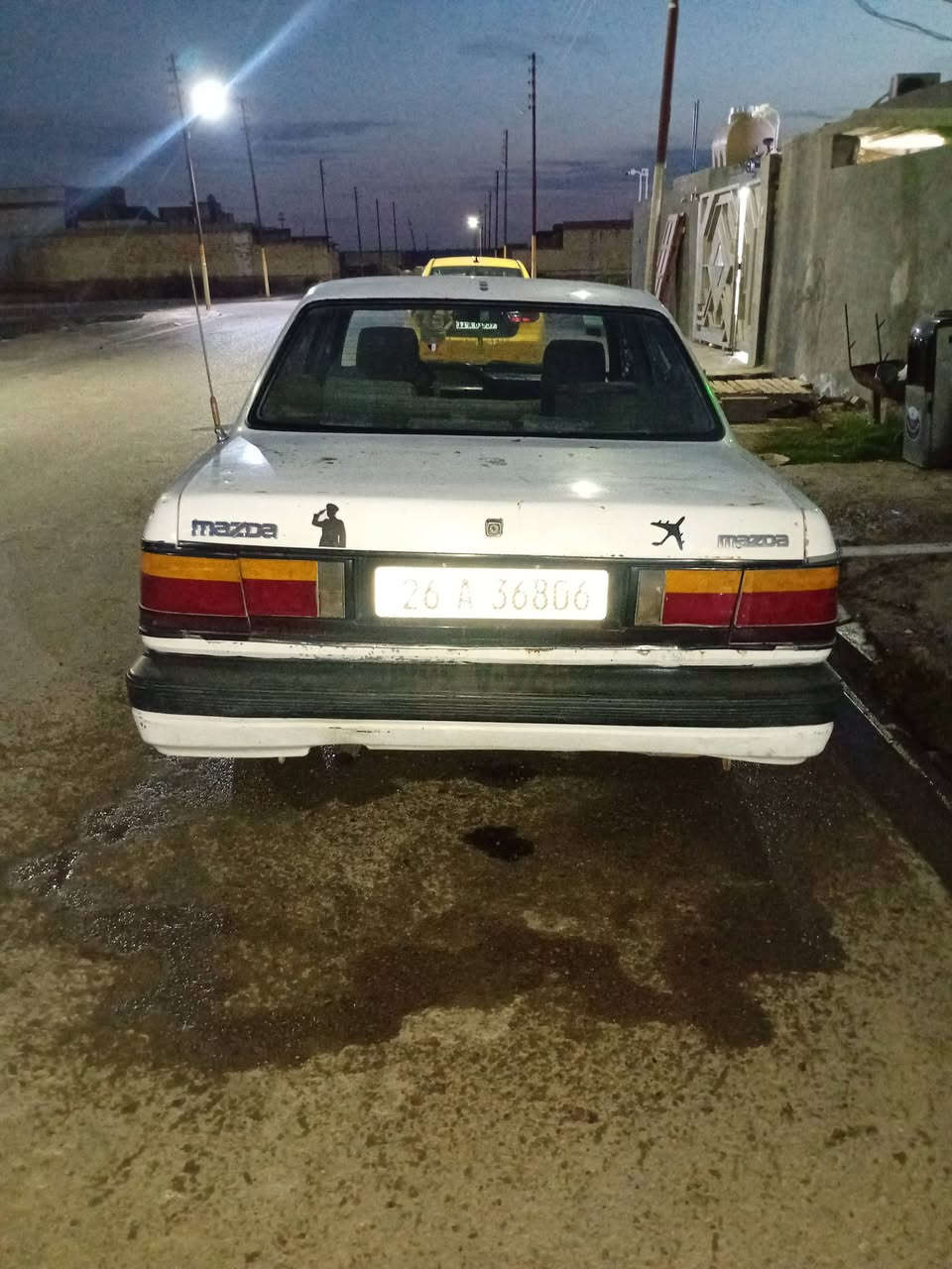 السلام عليكم مازدا ١٩٩٠ ٤سلندر سياره خير من الله رقم انكليزي تحويل او وكاله مكان السياره طارميه باسمنا السنويه كيرعادي ويل كب شاشه تاب السعر ١٩ ورقه ***********  *********** سياره ياباني
