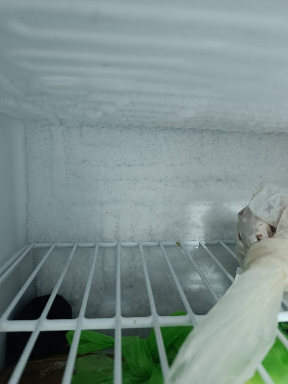 ثلاجه 9قدم نضيفه كلش استخدام قليل للبيع شركهDenkaالمعروفه عالمياا سعره مناسب
للاتصال ***********
***********
