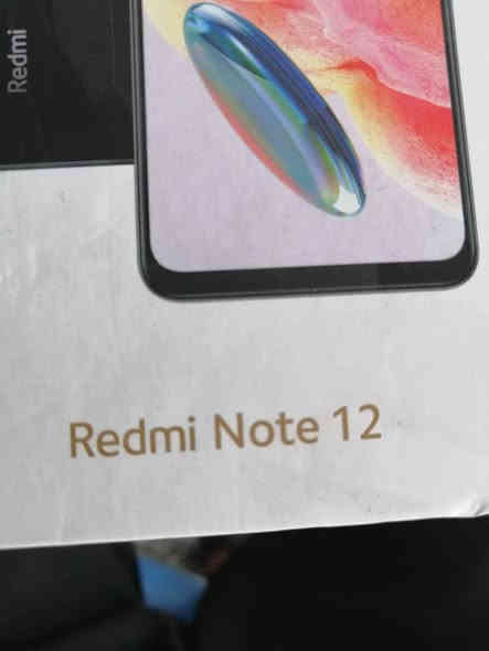السلام عليكم جهاز ريدمي نوت 12 جهاز مكفول كفاله كامل ملحقات الذاكره 128 السعر 130 الشراي يتصل *********** الحناكية
