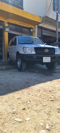 لاندكروز • ٢٠٠٠ • مكفوله