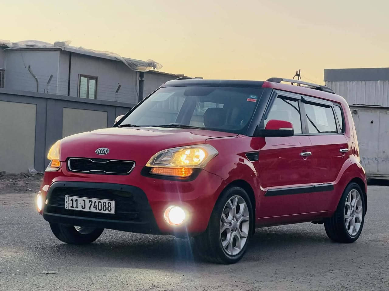 كيا صول ٢٠١٤ خليجي فول 
سعر ٩٨ بيهة مجال شراي 
بيهة صبغ بنيد فقط اثر جراد فقط
   فتحةسقف موصفات فول 
تحكم ستيرن جهيتن مانع نزلق
داخل بيجي احمر مري شفط
شاير بلمري كشنات جلد 
كامرة حساسات خلفية ويل كب كروم
محرك ١٦٠٠ دوش لا تبخر ولا تنقيص
سيارة جاهزة ما بيهة اي نقص
مكان سيارة بغداد الشعب 
رقم بغداد دولي بسمي تحويل ثاني يوم
رقمي ***********
