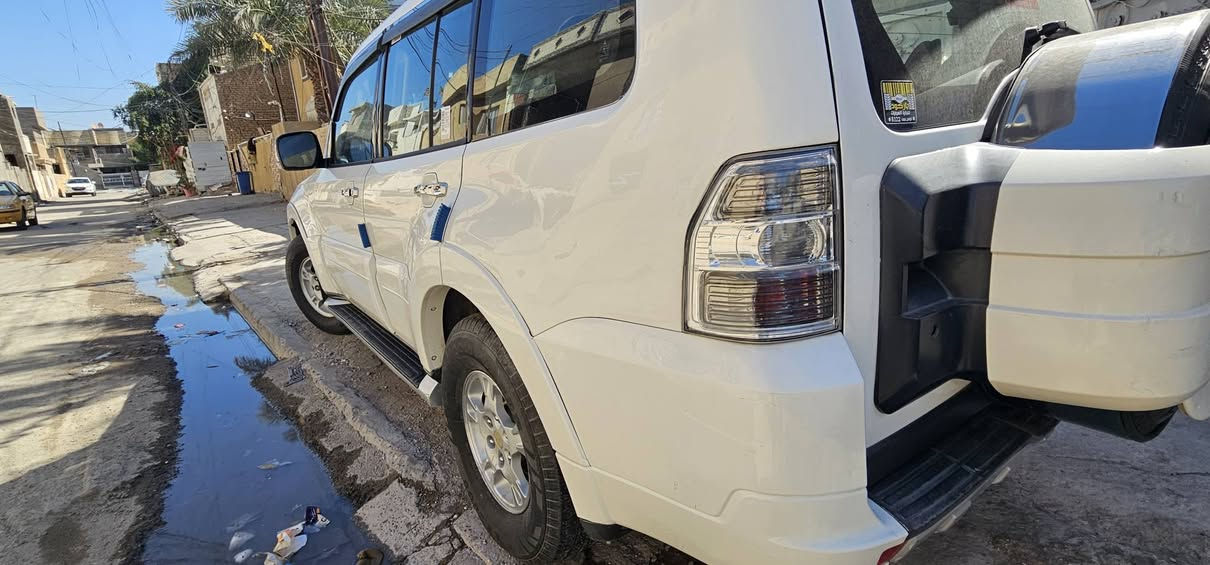 متسيوبوشي اوتلاندر SEL
باجيرو ٢٠٠٧  الشكل الاحدث بلادي 
رقم بغداد دولي بأسمي
نظيفة جدآ استخدام شخصي 
محرك٣٠٠٠
شاشة كاميرا دوارة 
تبريد ٣ قطع خير من الله 
مروحة كهربائية 
اشاير مري
مري شفط 
٥ ويل كمب 
تخم تاير جديد نظافتة ٩٠% 
الهزة تنتهي شهر ال٦ ...٢٠٢٦
حادثه موضح بلسونار  سيارة جاهزة مال جناي 
السعر ١١٧ وبي مجال للشراي وبلخدمة
مكاني بغداد قريب البياع


**إذا كنت صاحب هذا الإعلان وتريد حذفه لأي سبب، رجاءا أرسل رسالة إلى الدعم الفني**