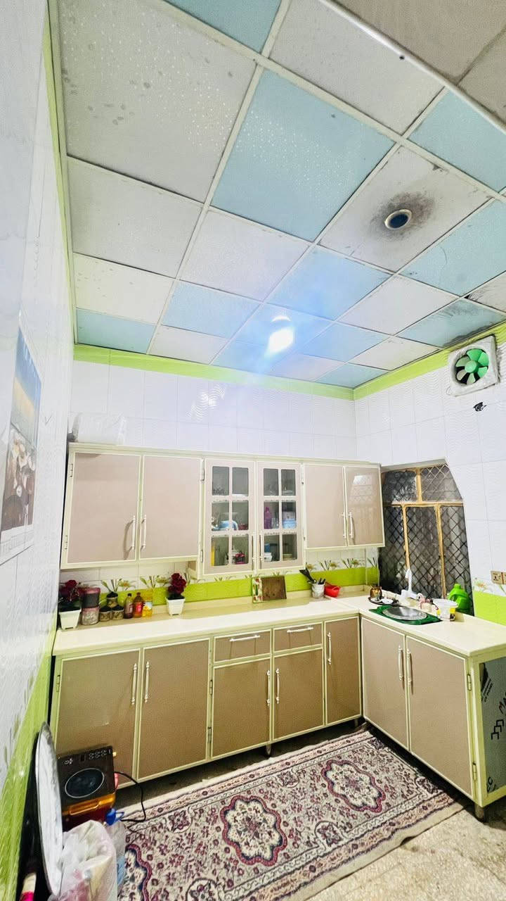 بيت طابقين للبيع مساحة 130م في منطقة بستان ال جايد بناء طابوق مسلح رباط ولنتن الشارع تبليط وبي كل الخدمات الطابق الثاني واصل للشبابيك
للأستفسار ↙️⬇️↘️التواصل 
🏠🏠🏠🏠🏠🏠🏠🏠🏠🏠
#مكتب_السراج_للعقارات_و_المقاولات
***********📞
📍عنوان المكتب 📍السماوة _تقاطع الحيدرية _محلات ملعب المثنى
